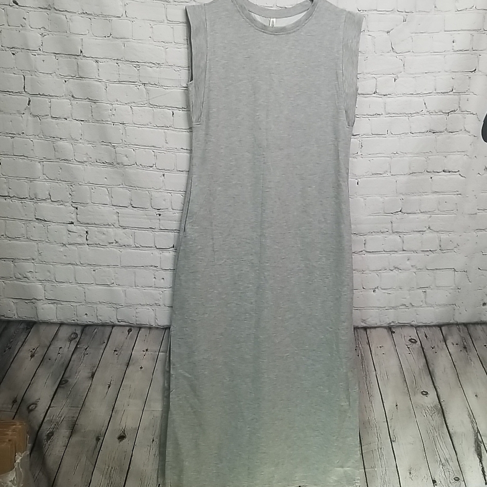 Grecerelle Ladies Grey Sleeveless Maxi Dress Size Medium EUC